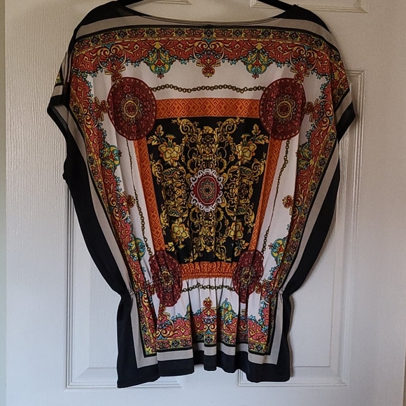 Ladies fashion top - Picture 4 of 4